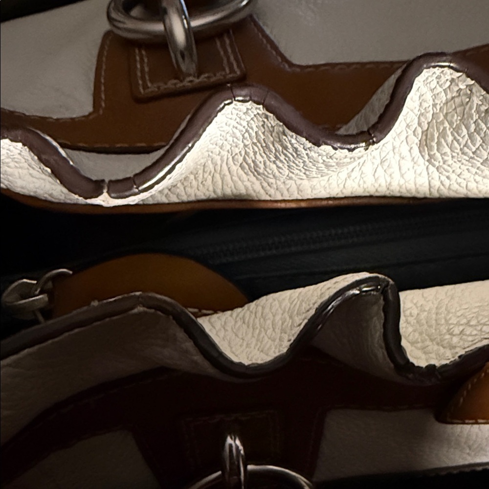 Coach Penelope Satchel - Picture 10 of 11